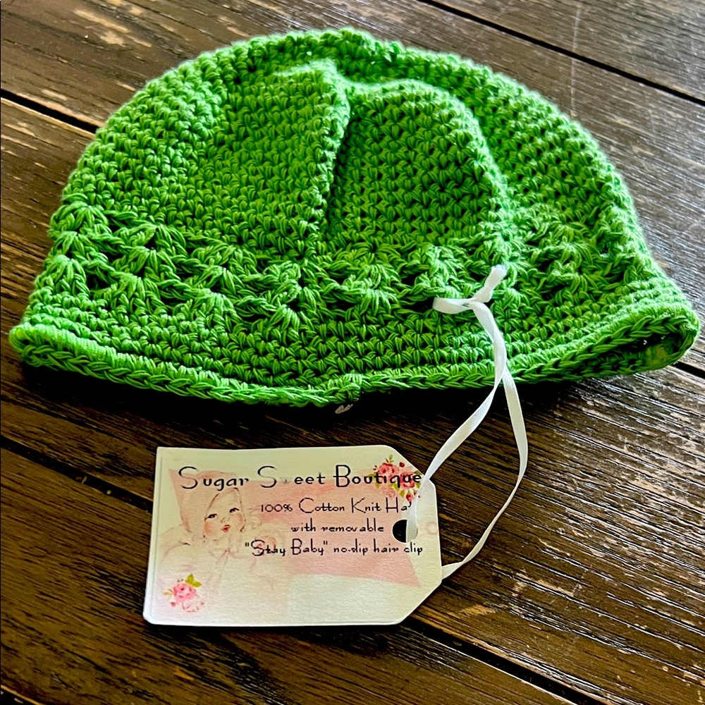 Green Knit Baby Hat, new, with tags.